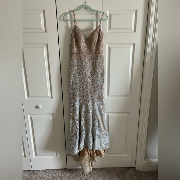 SZ 4 Sherri Hill dress - Picture 4 of 6